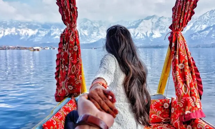 Kashmir Honeymoon Package | Jammu & Kashmir